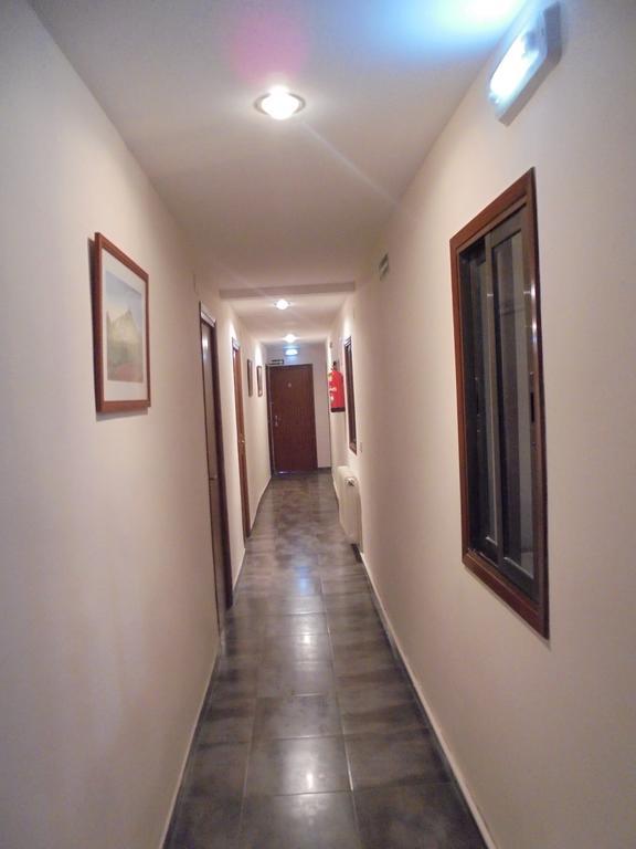 Hostal Palacete De Los Arcedianos Tarazona Exterior foto