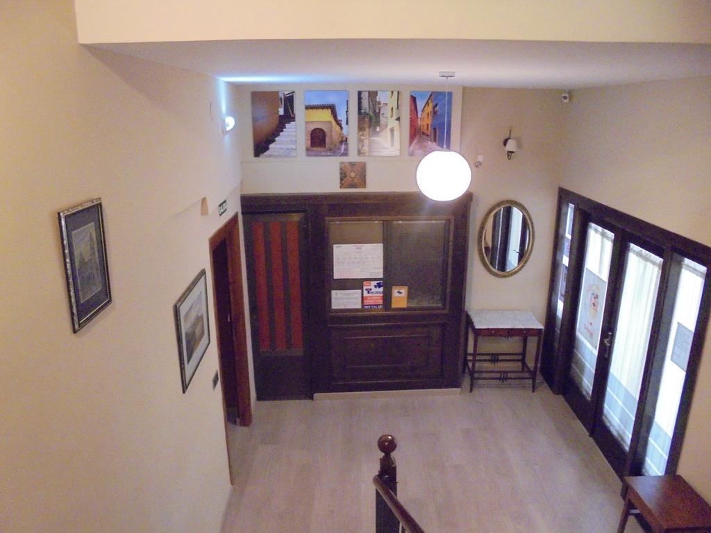 Hostal Palacete De Los Arcedianos Tarazona Exterior foto