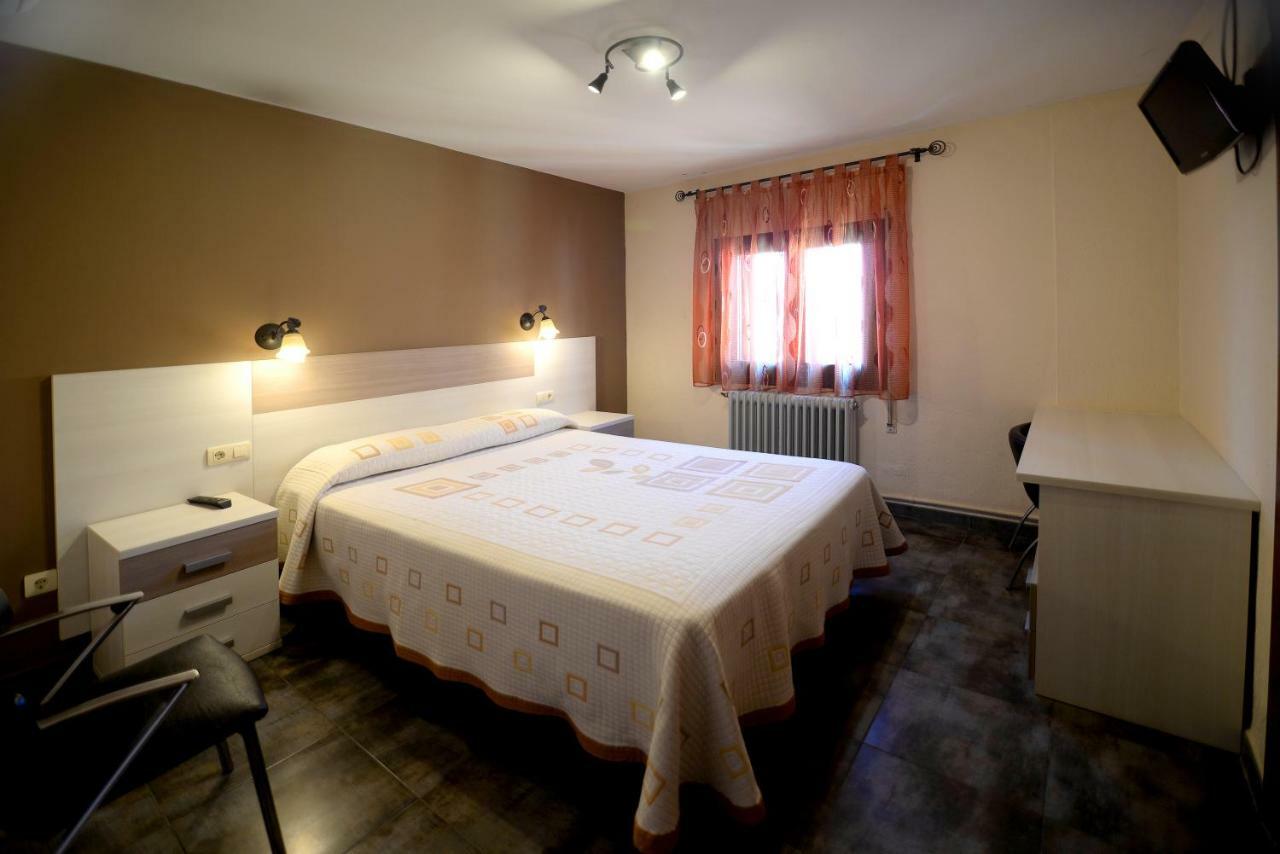 Hostal Palacete De Los Arcedianos Tarazona Exterior foto